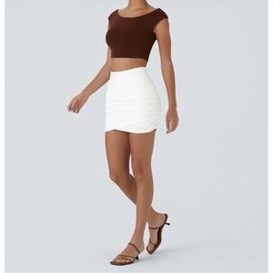 HALARA White Ruched Mini Skirt